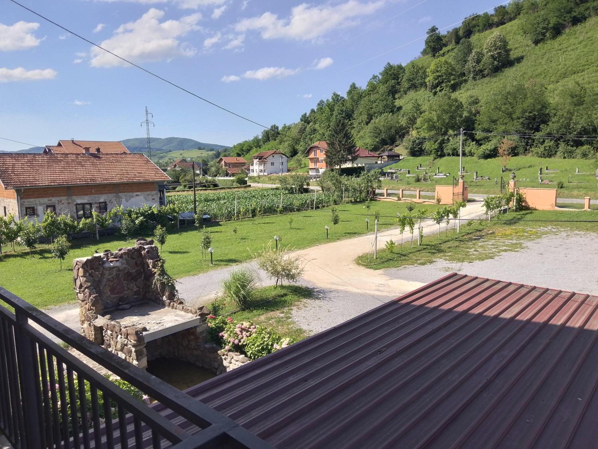 Apartmani Natura Sanski Most Extérieur photo
