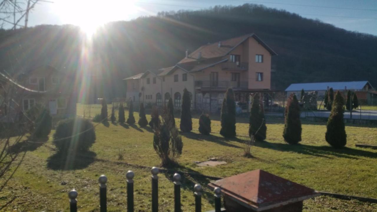 Apartmani Natura Sanski Most Extérieur photo